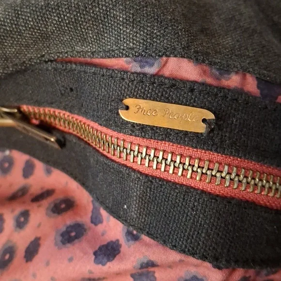 Free People Urban Outfitters Embroidered Black and Multicolor Women's Bag Boho - Picture 10 of 10